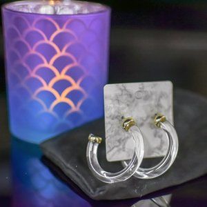 Resin gold hoops